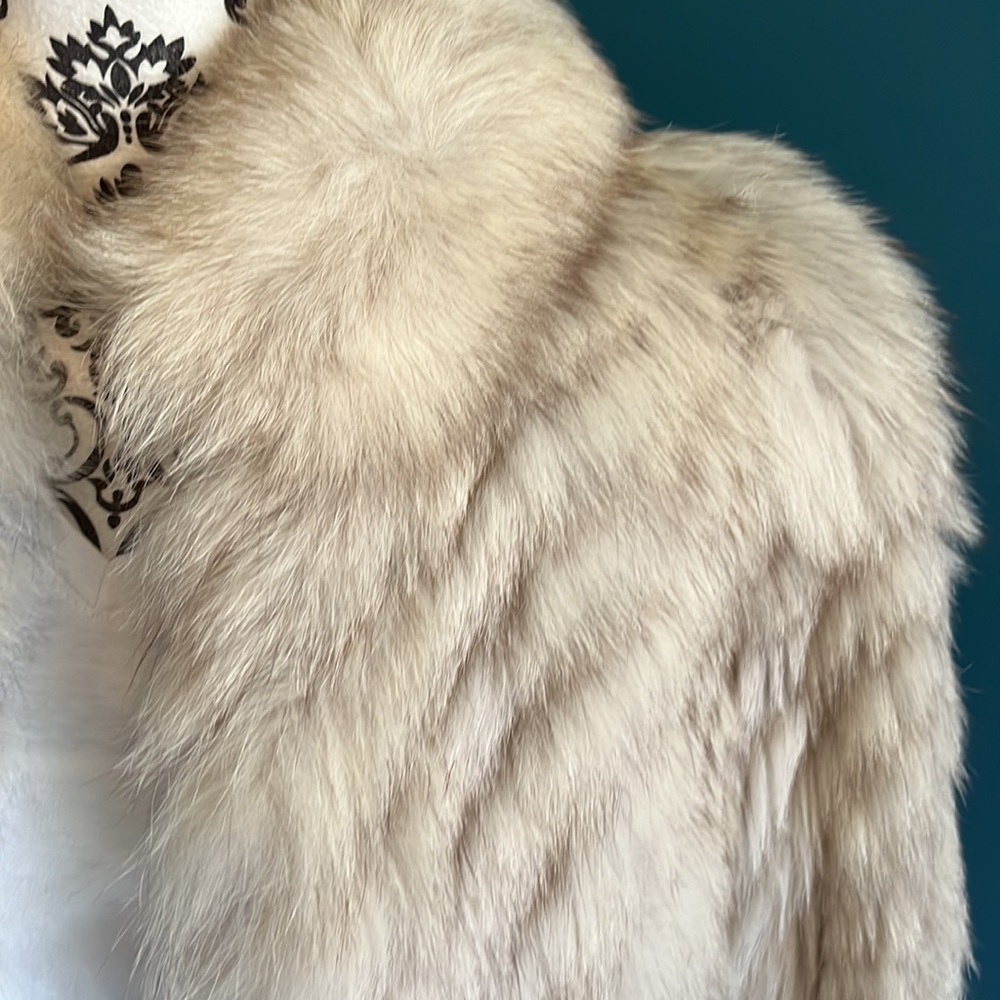 Coat - Picture 3 of 4